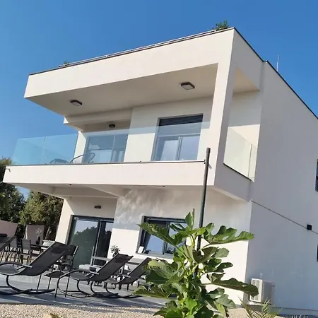 Villa Marton - Mandre, Pag