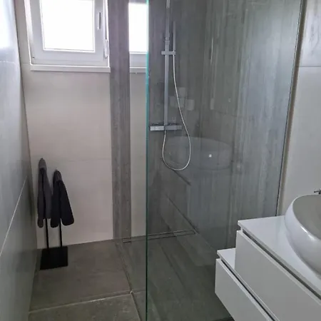 Marton - Mandre, Pag *