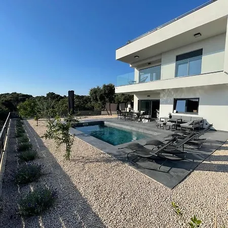 Marton - Mandre, Pag Villa