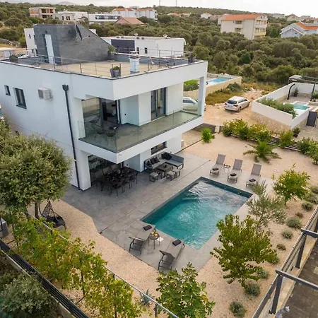 Marton - Mandre, Pag *