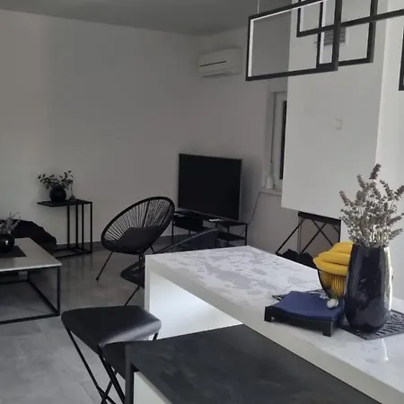 Villa Marton - Mandre, Pag Kolan